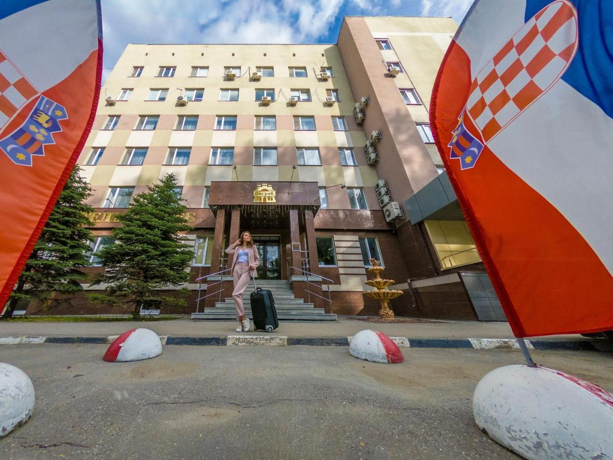 Hotel Zagreb Saratov Extérieur photo